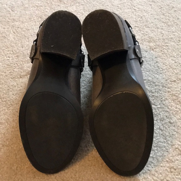 Booties - Picture 3 of 4